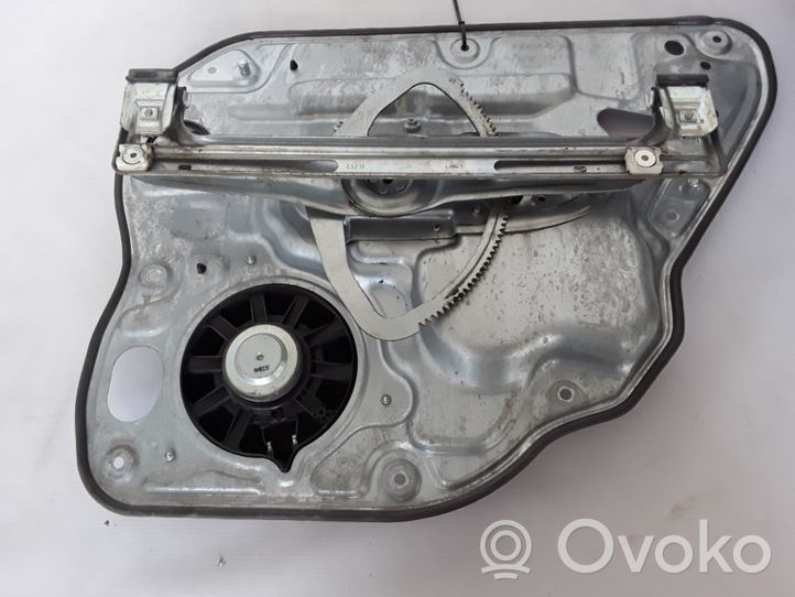 Volvo V50 Meccanismo di sollevamento del finestrino posteriore senza motorino 8679082