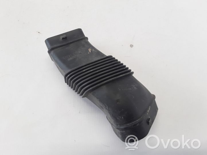 Volvo S60 Деталь (детали) канала забора воздуха 30671772