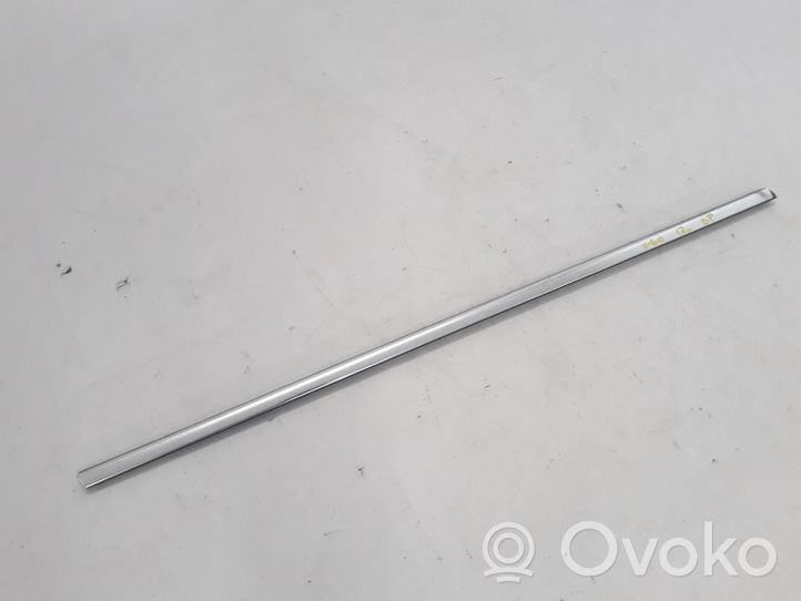 Volvo V60 Rivestimento modanatura del vetro della portiera anteriore 31391785