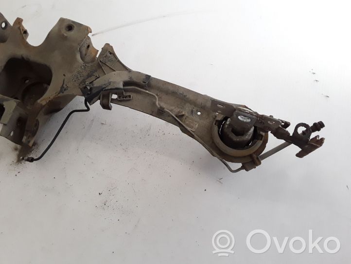 Volvo V60 Pivot de moyeu arrière 31406311