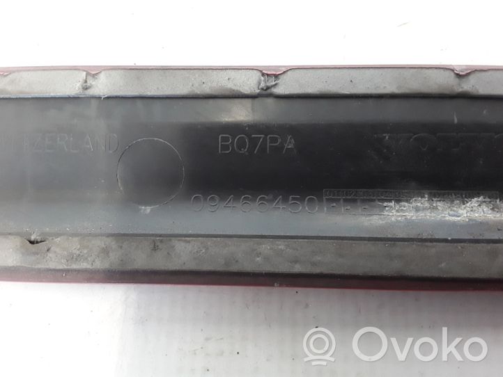 Volvo C70 Listwa / Nakładka na błotnik przedni 09466450