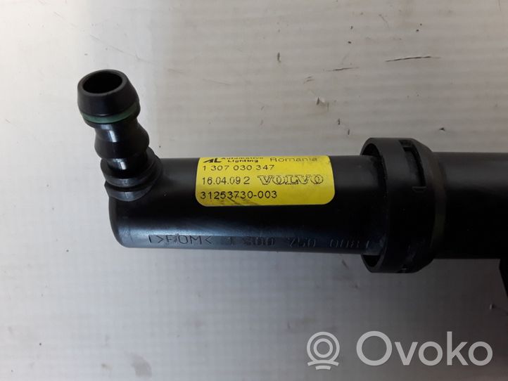 Volvo C70 Difusor de agua regadora de faro delantero 31253730