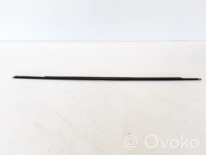 Volvo XC60 Rivestimento portiera posteriore (modanatura) 