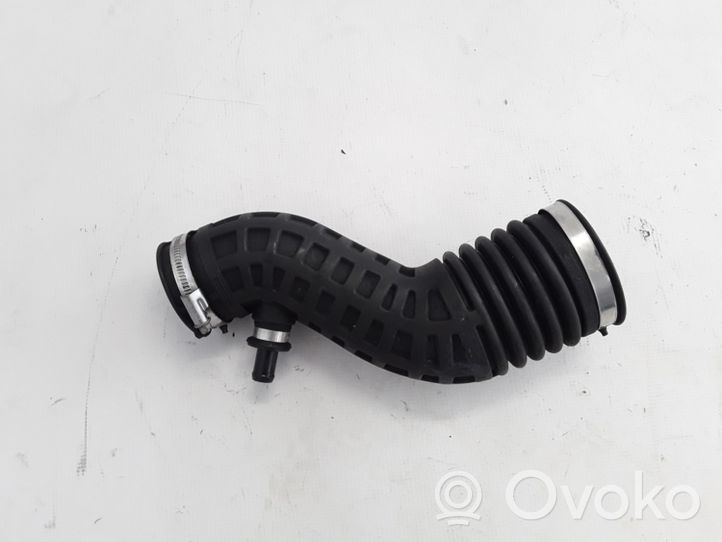 Renault Koleos I Oro paėmimo kanalo detalė (-ės) 1026324S01