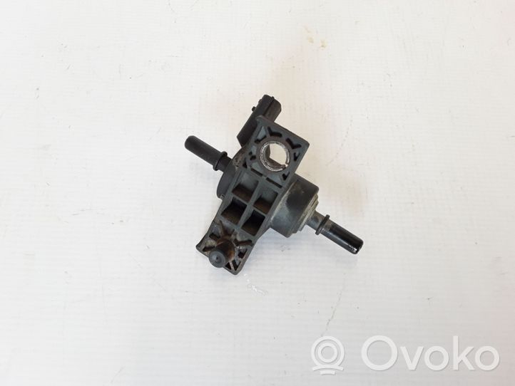 Renault Megane III Turboahtimen magneettiventtiili 208859042R