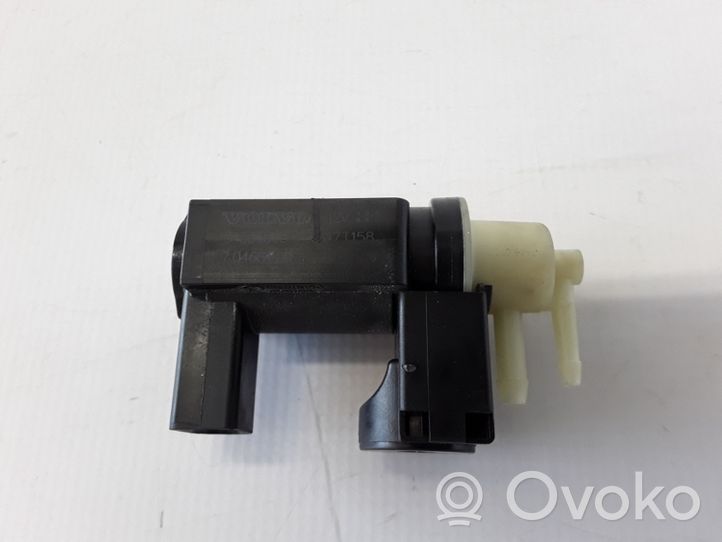 Volvo S90, V90 Turboahtimen magneettiventtiili 31339808