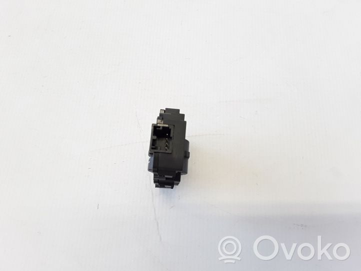 Volvo S90, V90 Motor/activador trampilla de calefacción 31407766