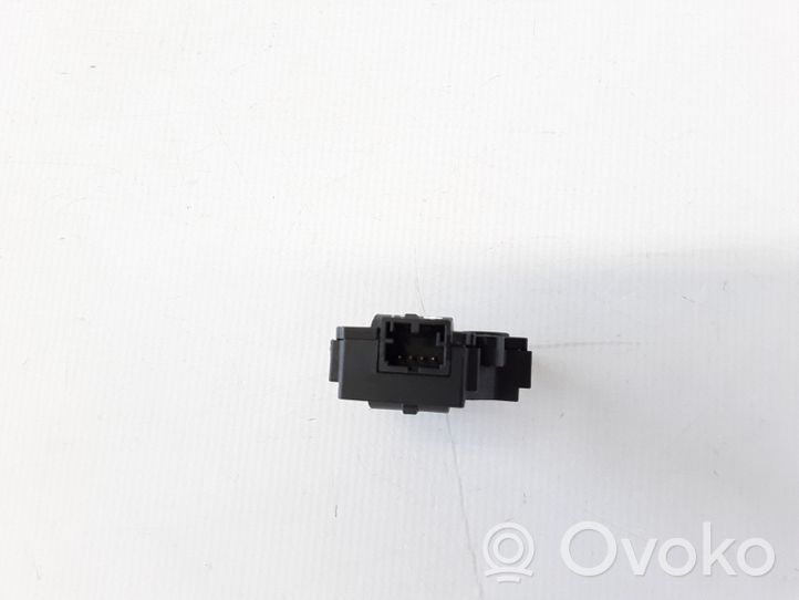 Volvo S90, V90 Stellmotor Heizung Klima 31407766