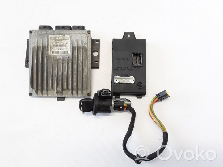 Renault Thalia I Engine ECU kit and lock set 