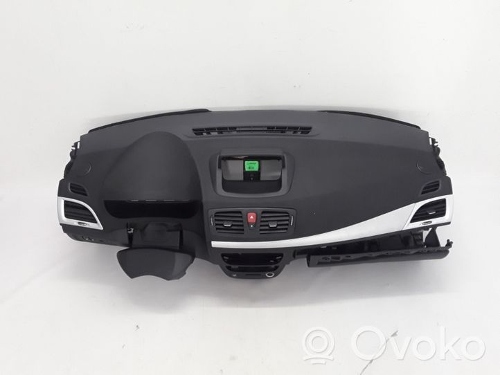 Renault Megane III Panel de instrumentos 681000020R