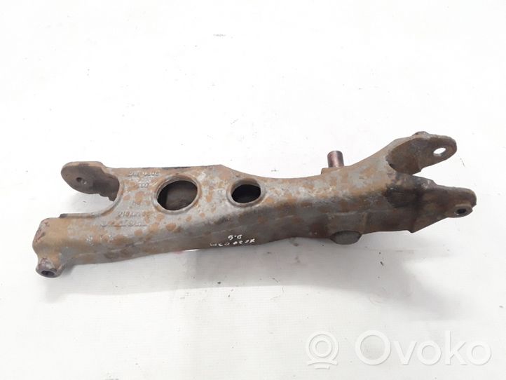 Volvo XC70 Braccio di controllo sospensione posteriore superiore/braccio oscillante 30647014