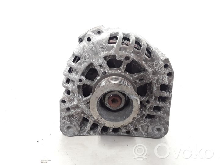 Renault Megane II Alternator 8200667611