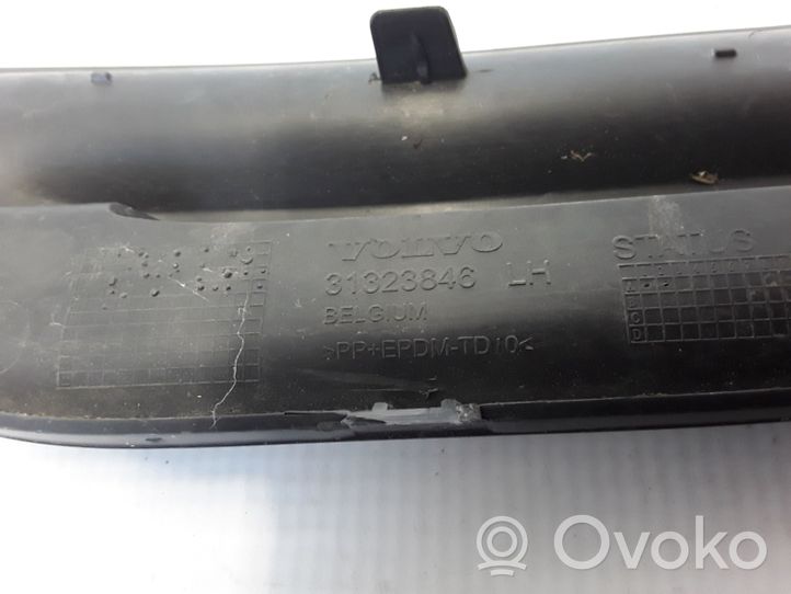 Volvo V60 Moulure de pare-chocs avant 31323846