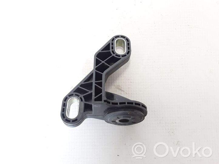 Renault Megane IV Uchwyt / Mocowanie chłodnicy 215149414R