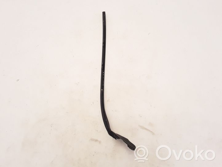 Volvo S60 Windshield trim 31335864