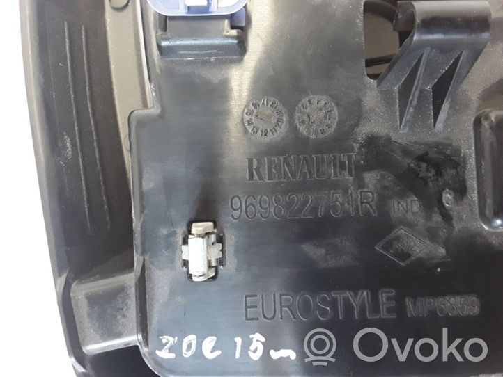 Renault Zoe Priekinių vietų apšvietimo žibintas 969822751R