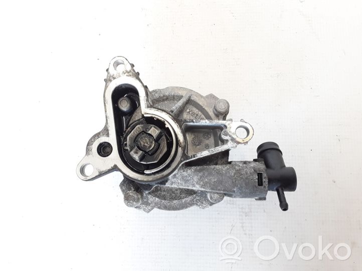 Opel Vivaro Pompe à vide 146503760R