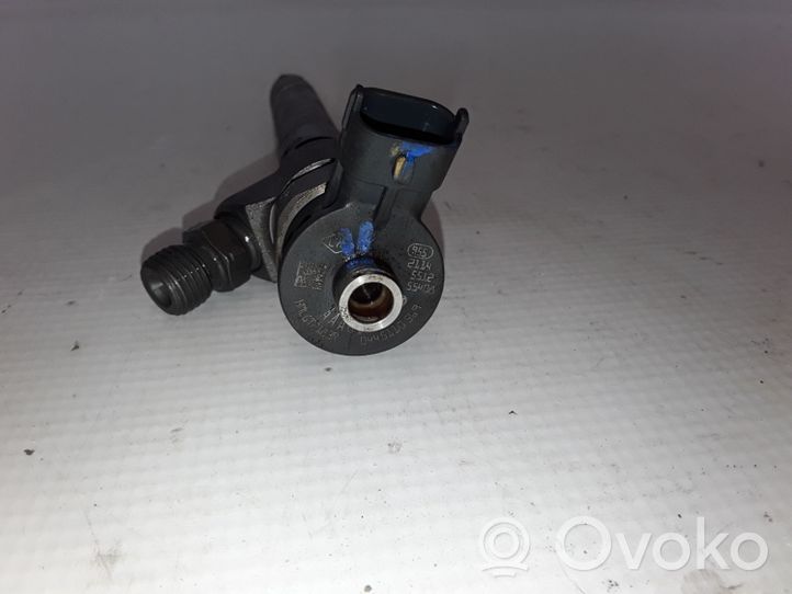 Opel Vivaro Fuel injector 0445110569