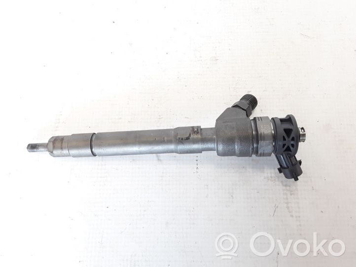 Opel Vivaro Fuel injector 0445110569