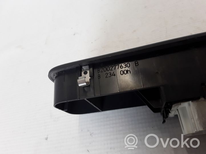 Renault Modus Interrupteur commade lève-vitre 8200277630