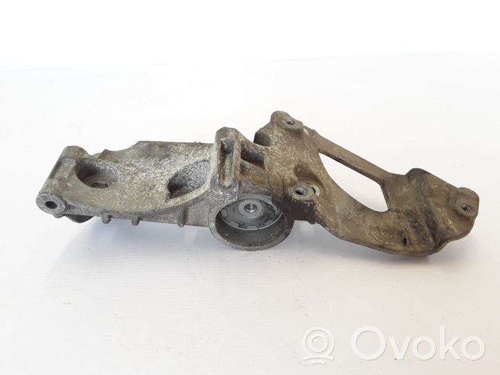 Renault Scenic II -  Grand scenic II Soporte del alternador 8200279705