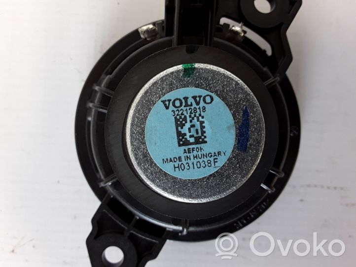 Volvo XC40 Lautsprecher Tür hinten 32212818