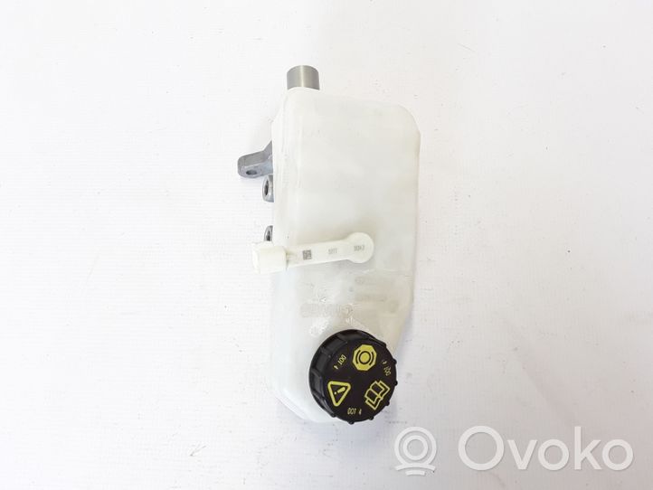 Volvo XC40 Master brake cylinder 32212623