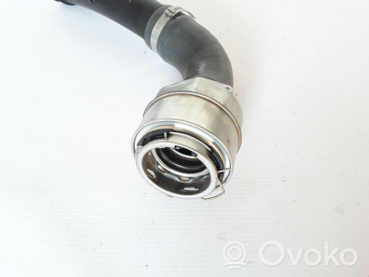 Renault Megane IV Tube d'admission de tuyau de refroidisseur intermédiaire 144607476R