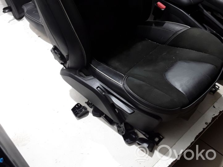 Volvo V40 Kit intérieur 