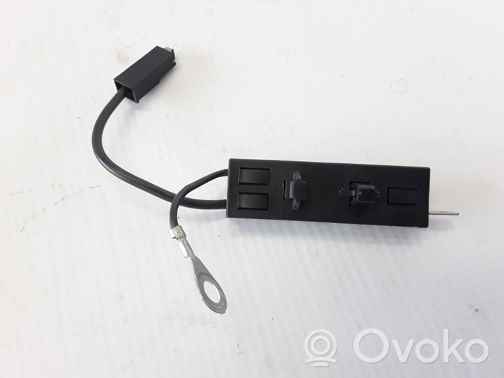 Renault Latitude (L70) Antena GPS 283630005R