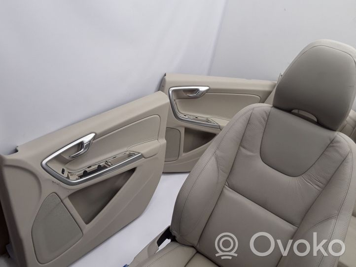 Volvo S60 Juego interior 