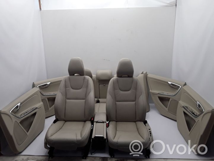 Volvo S60 Juego interior 