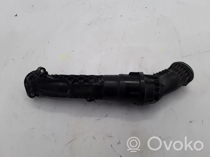 Volvo V60 Tube d'admission de tuyau de refroidisseur intermédiaire 3144187