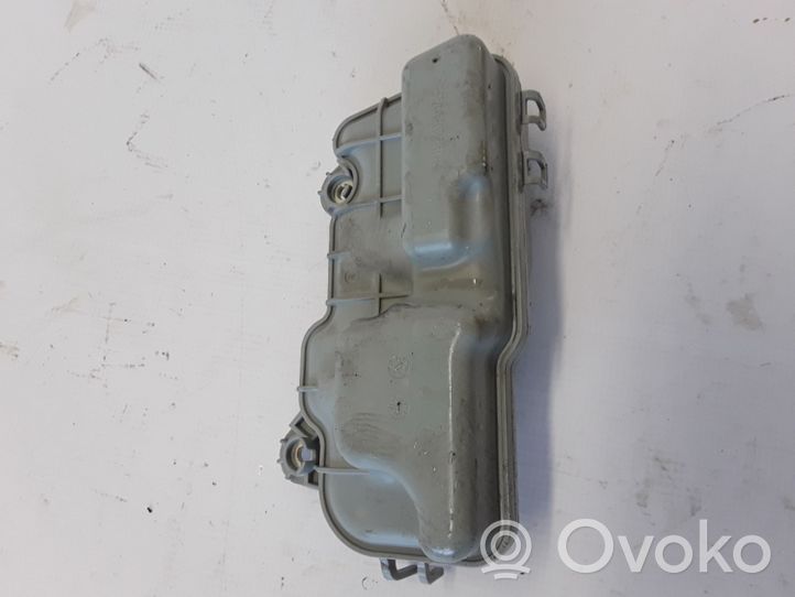 Volvo S90, V90 Muu moottoritilan osa 31339809