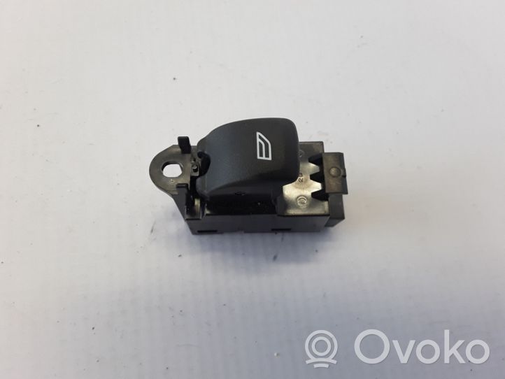 Volvo V60 Interruttore di controllo dell’alzacristalli elettrico 31394850