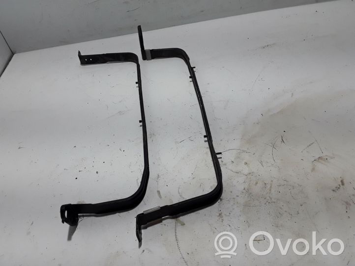 Volvo V40 Sangle de réservoir de carburant 31432655