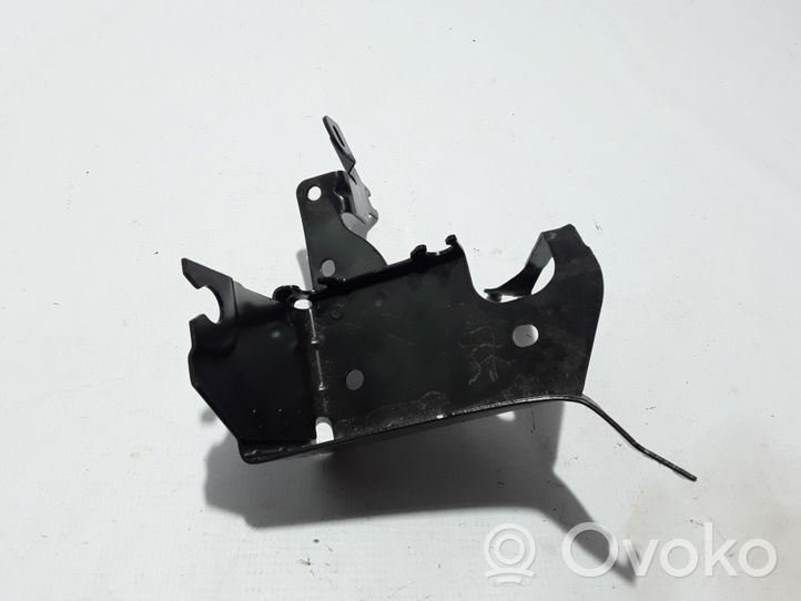 Renault Captur ABS-pumpun kiinnike 478405541R