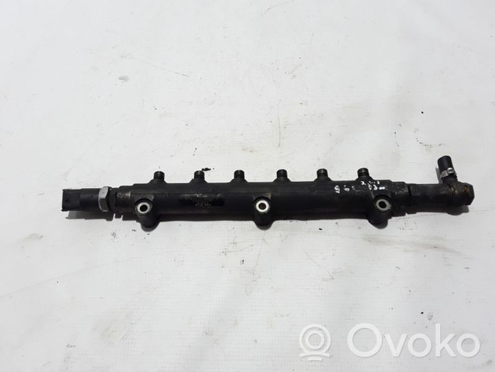 Volvo S60 Fuel main line pipe 8658252