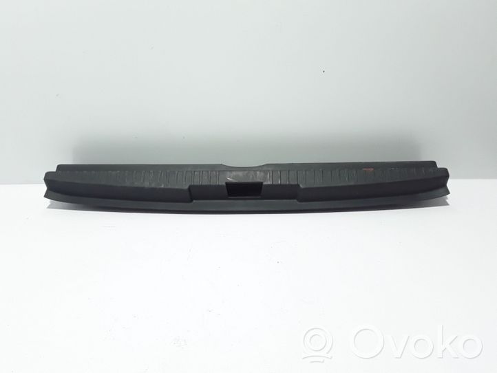 Renault Captur Trunk/boot sill cover protection 849205365R