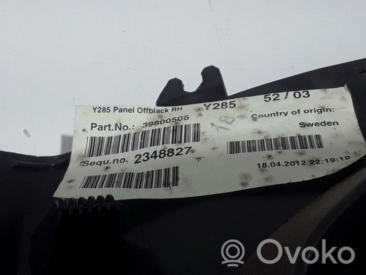 Volvo V70 Tavaratilan sivuverhoilu 39800506
