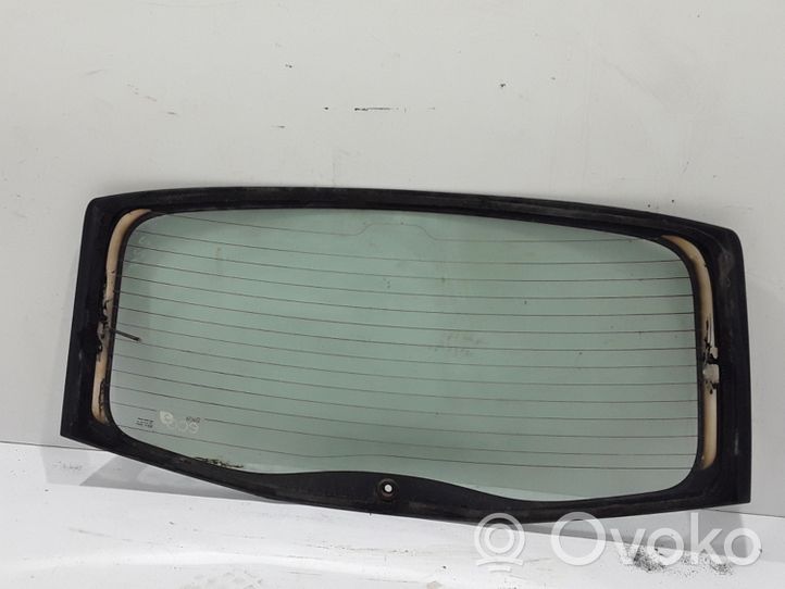 Dacia Sandero Rear windscreen/windshield window 903008242R