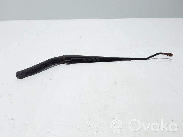 Renault Latitude (L70) Front wiper blade arm 