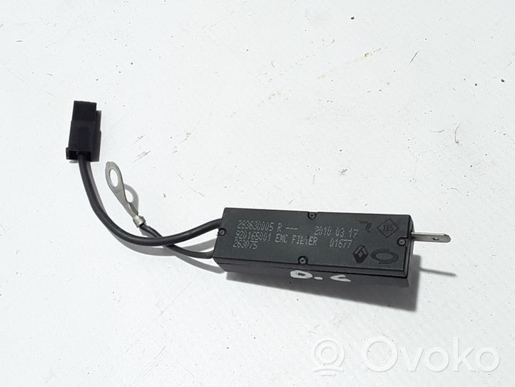 Renault Latitude (L70) Antena GPS 283630005R