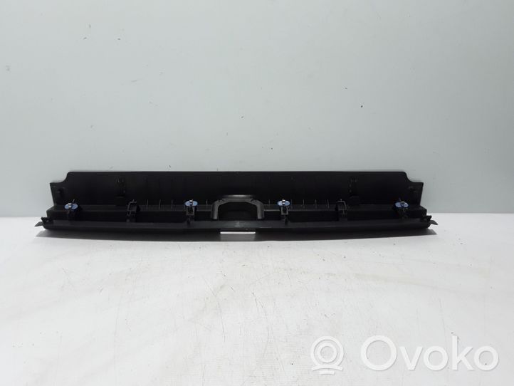 Renault Captur Trunk/boot sill cover protection 849205723R