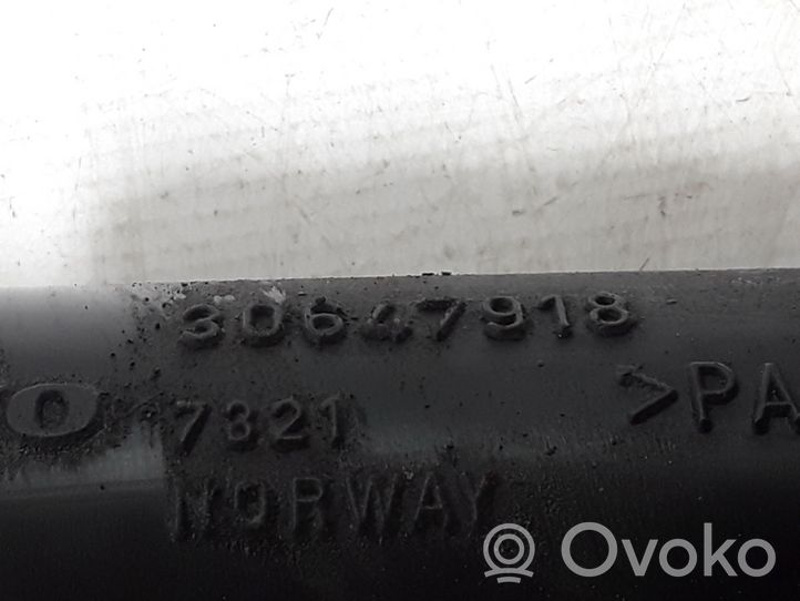 Volvo XC70 Część rury dolotu powietrza 30647918