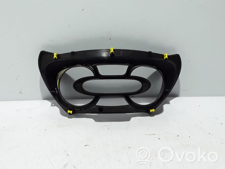 Renault Captur Dashboard trim 682504768R