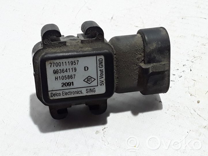 Renault Trafic II (X83) Sensore di pressione 7700111957