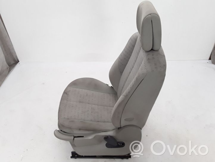 Renault Scenic II -  Grand scenic II Priekinė vairuotojo sėdynė 7701063671