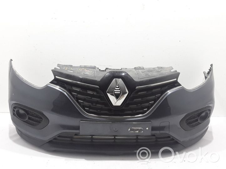 Renault Kadjar Передний бампер 620221936R