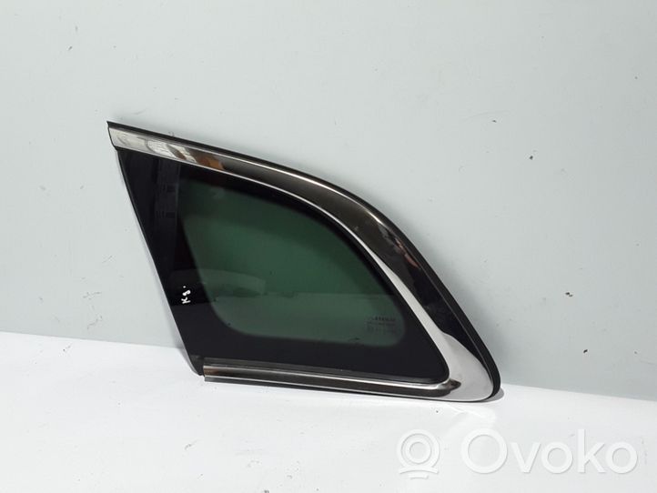 Renault Kadjar Galinis šoninis kėbulo stiklas 833073768R